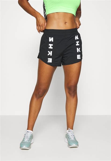 korte sportbroek nike dames|sportbroeken dames.